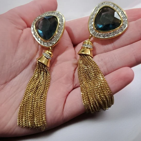 SWAROVSKI Huge Vintage Sapphire Crystal Dangle Tassel Clip-on Earrings - Picture 6 of 6